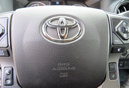 2021 Toyota Tacoma 4WD - Thumbnail 33