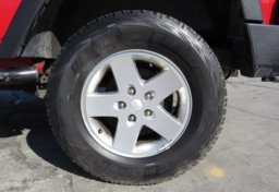 2012 Jeep Wrangler Unlimited - Thumbnail 14