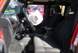 2012 Jeep Wrangler Unlimited - Thumbnail 19