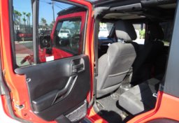 2012 Jeep Wrangler Unlimited - Thumbnail 17