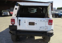 2016 Jeep Wrangler Unlimited - Thumbnail 11