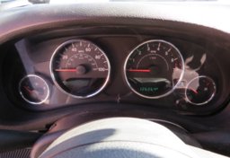 2016 Jeep Wrangler Unlimited - Thumbnail 16