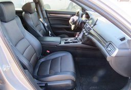 2018 Honda Accord Sedan - Thumbnail 21