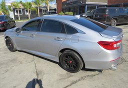 2018 Honda Accord Sedan - Thumbnail 10