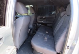 2017 Toyota Tacoma - Thumbnail 32