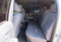 2017 Toyota Tacoma - Thumbnail 30