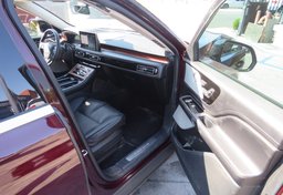 2021 Lincoln Aviator - Thumbnail 25