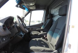 2019 Freightliner Sprinter Cargo Van - Thumbnail 27