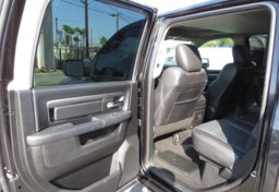 2018 Ram 1500 - Thumbnail 24