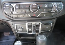 2020 Jeep Wrangler Unlimited - Thumbnail 28