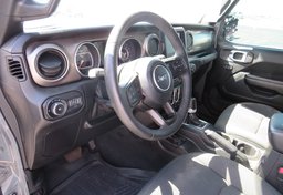 2020 Jeep Wrangler Unlimited - Thumbnail 17