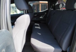 2017 Toyota Tacoma - Thumbnail 31