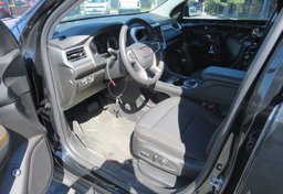 2022 GMC Acadia - Thumbnail 29