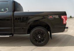 2017 Ford F-150 - Thumbnail 25