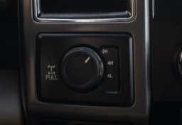 2017 Ford F-150 - Thumbnail 31