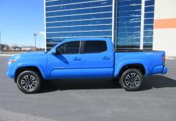 2021 Toyota Tacoma - Thumbnail 11