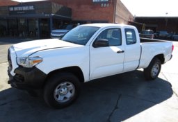 2018 Toyota Tacoma - Thumbnail 1