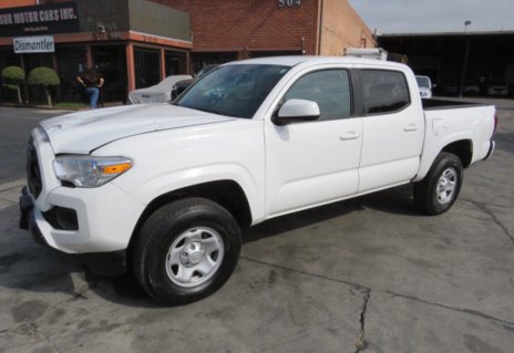 Picture of 2019 Toyota Tacoma 4WD
