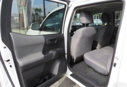 2019 Toyota Tacoma 4WD - Thumbnail 22