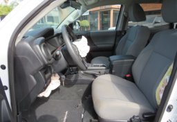 2019 Toyota Tacoma 4WD - Thumbnail 24