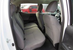 2019 Toyota Tacoma 4WD - Thumbnail 31