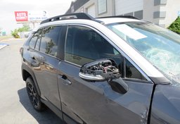 2021 Toyota RAV4 - Thumbnail 14