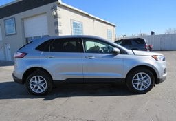 2021 Ford Edge - Thumbnail 10