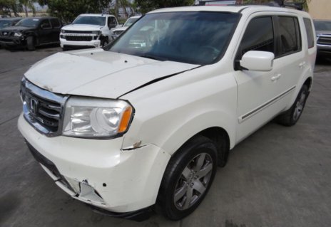 Picture of 2015 Honda Pilot