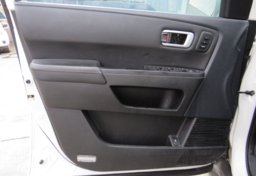 2015 Honda Pilot - Thumbnail 23