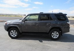 2019 Toyota 4Runner - Thumbnail 9