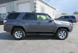 2019 Toyota 4Runner - Thumbnail 11