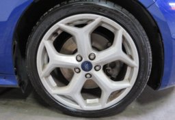 2013 Ford Focus - Thumbnail 19