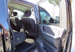 2012 Nissan Titan - Thumbnail 27