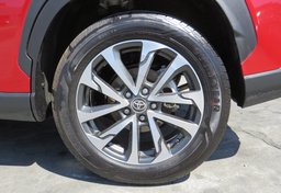 2022 Toyota Corolla Cross - Thumbnail 11