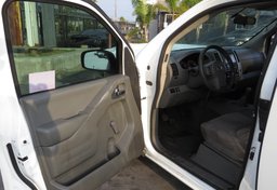 2019 Nissan Frontier - Thumbnail 18