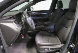 2021 Cadillac XT5 - Thumbnail 25