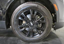 2021 Cadillac XT5 - Thumbnail 19