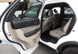 2019 Ford Explorer - Thumbnail 19