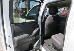 2022 Nissan Frontier - Thumbnail 31