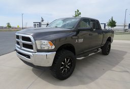 2016 Ram 2500 - Thumbnail 3