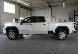 2022 GMC Sierra 2500HD - Thumbnail 10