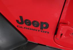 2020 Jeep Gladiator - Thumbnail 29