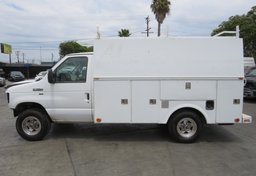 2015 Ford Econoline Commercial Cutaway - Thumbnail 11