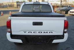 2021 Toyota Tacoma - Thumbnail 11
