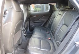 2017 Jaguar F-PACE - Thumbnail 30