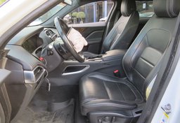 2017 Jaguar F-PACE - Thumbnail 25