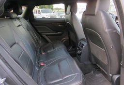 2017 Jaguar F-PACE - Thumbnail 28