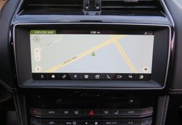 2017 Jaguar F-PACE - Thumbnail 34