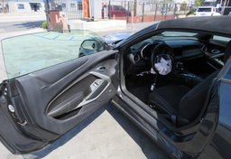 2016 Chevrolet Camaro - Thumbnail 24