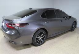 2022 Toyota Camry - Thumbnail 8